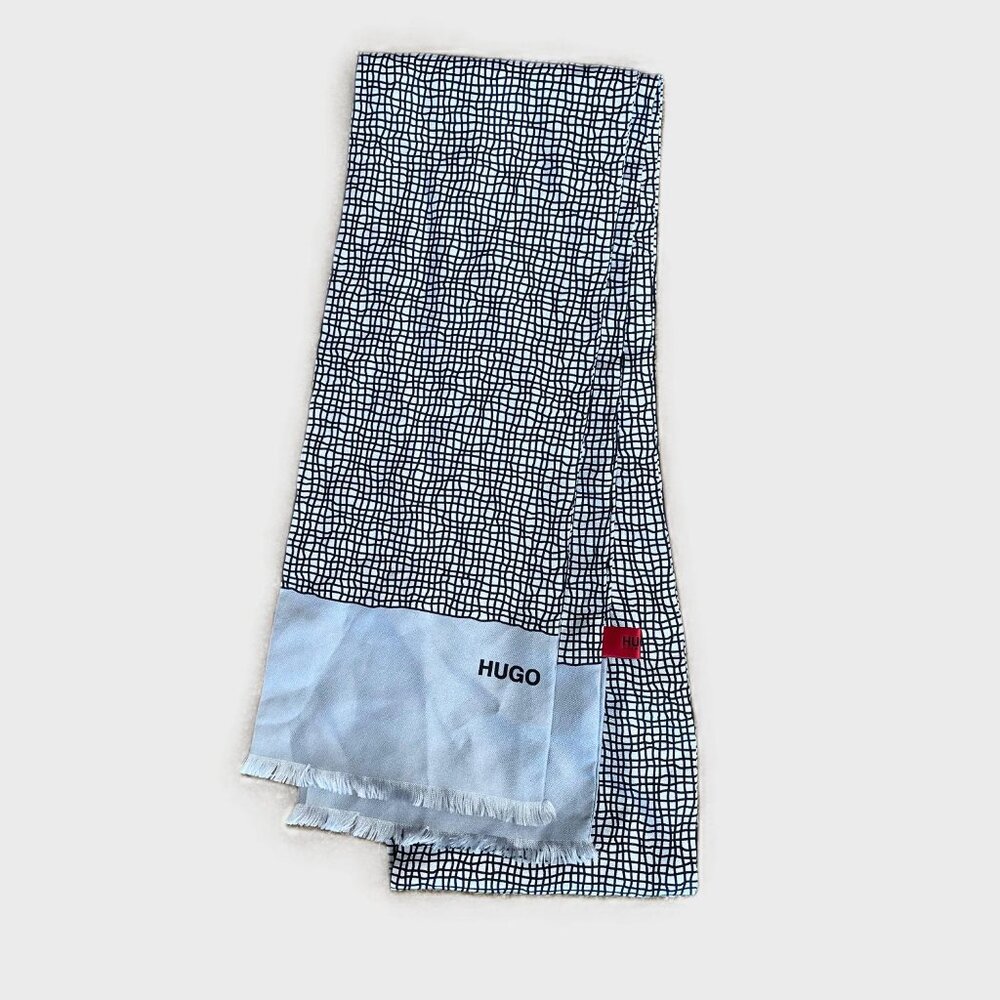 HUGO by Hugo Boss Logo Scarf – Gray & Black Grid – Unisex